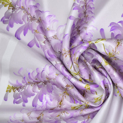 Seidenschal-kaufen-hamburg-design-tuch-mit-blumen
