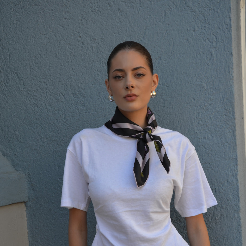 tuch-floral-schwarz-kaufen-hamburg